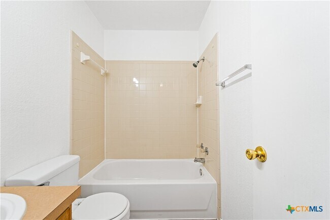 Foto del edificio - 3805 Woodrow Dr