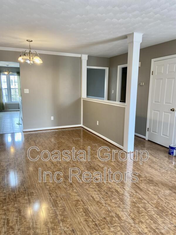 Foto del edificio - 247 Windbrooke Ln