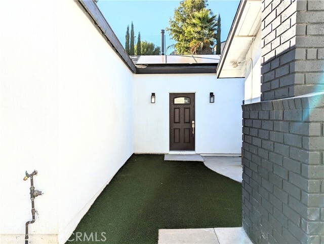 Foto principal - 15146 Rolling Ridge Dr