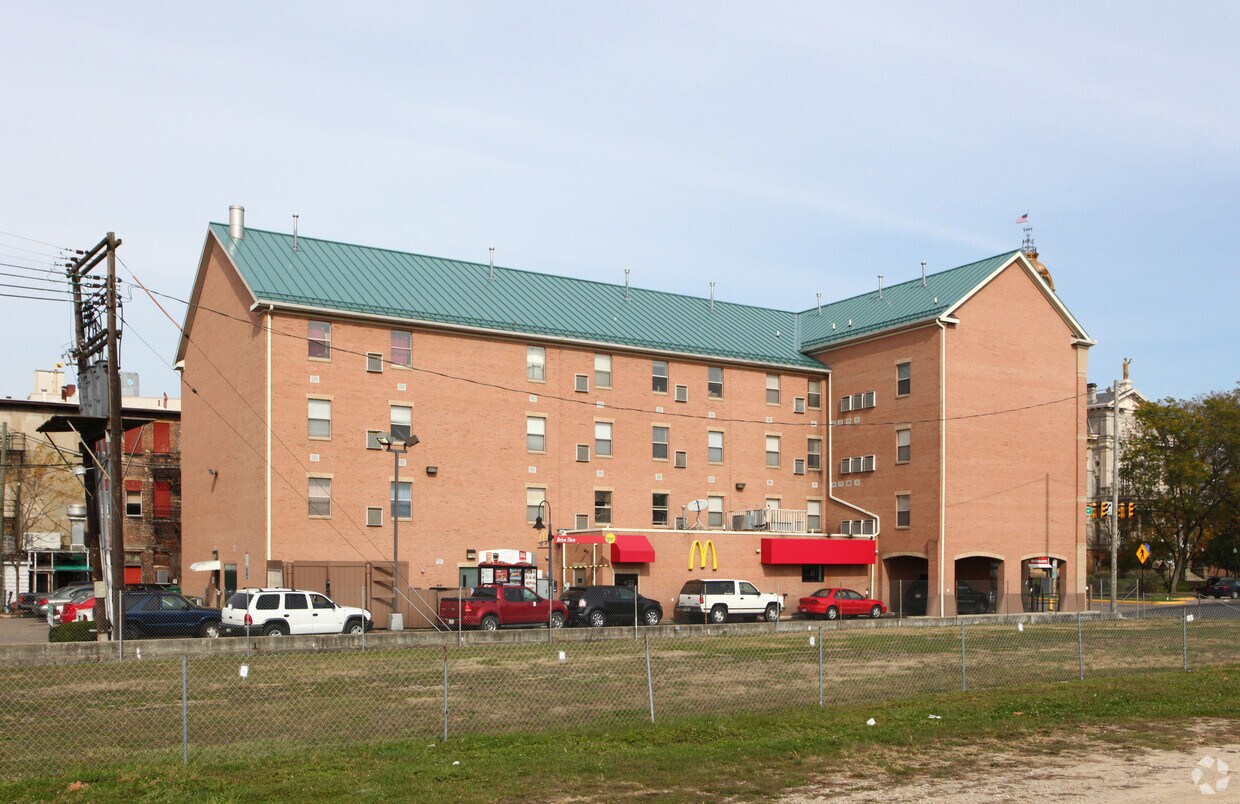 Foto del edificio - Candlewick Commons