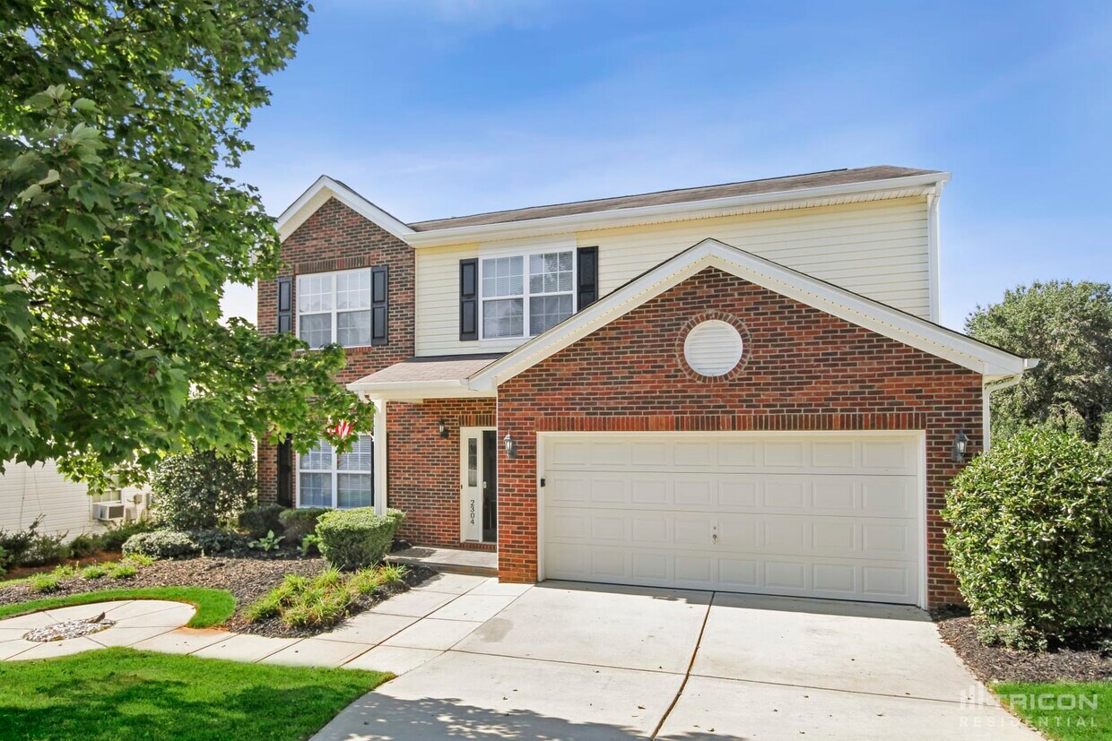 2304 Marthas Ridge Drive Statesville NC House for Rent in Statesville