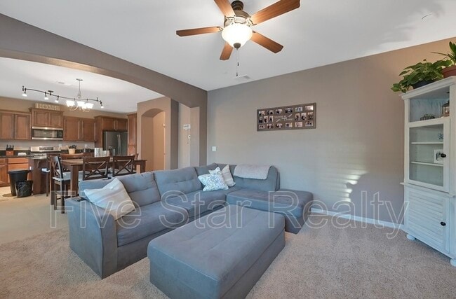 Building Photo - 5609 Peach Tree Dr