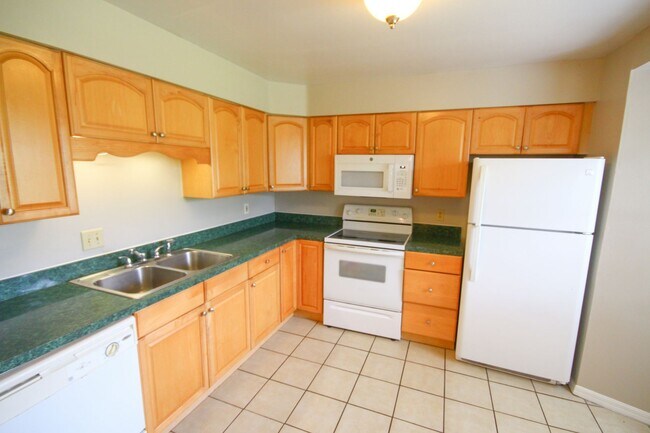 Foto del edificio - Lovely 3 Bedroom, 2 Bathroom Home in Deltona!!
