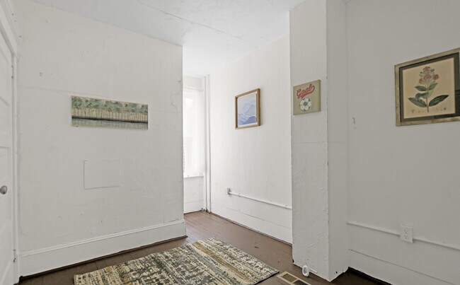 Foto del edificio - 804 E Pine St