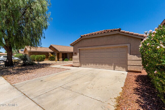 Building Photo - 14706 W Ely Dr