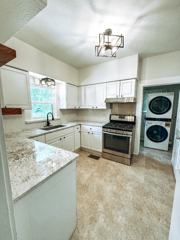 Primary Photo - 309 N Dubellette St