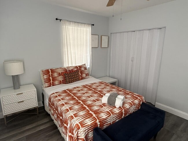 Foto del edificio - 131 E 27th St