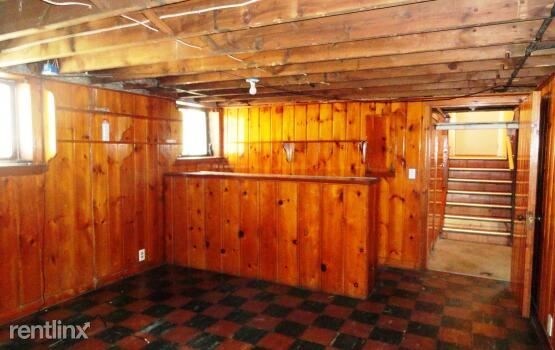 Foto del edificio - 4 br, 1.5 bath House - 2443 E Outer Dr