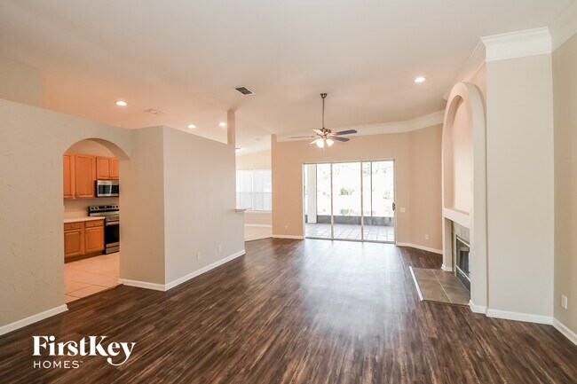 Foto del edificio - 10537 Castlebar Glen Dr S