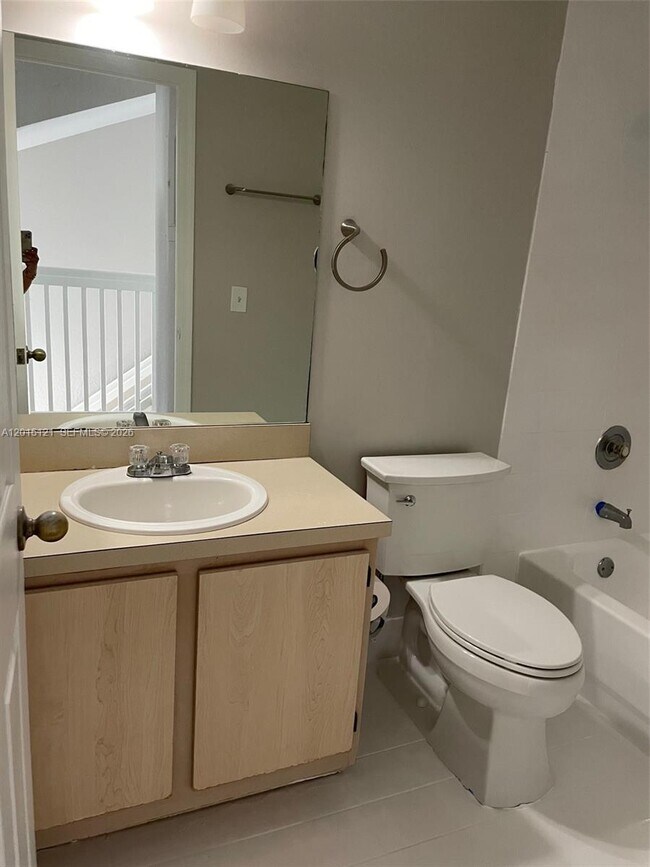 Foto del edificio - 711 SW 148th Ave