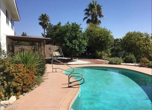 Building Photo - 1 br, 1 bath House - 8810 Hanna Avenue