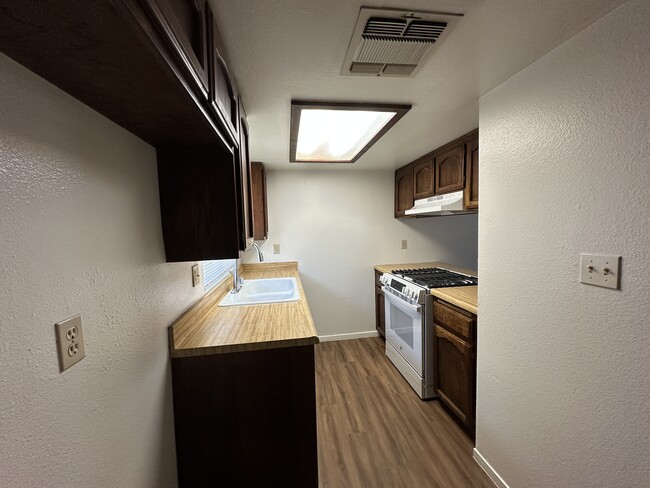 Building Photo - 7813 S Laurelglen-D