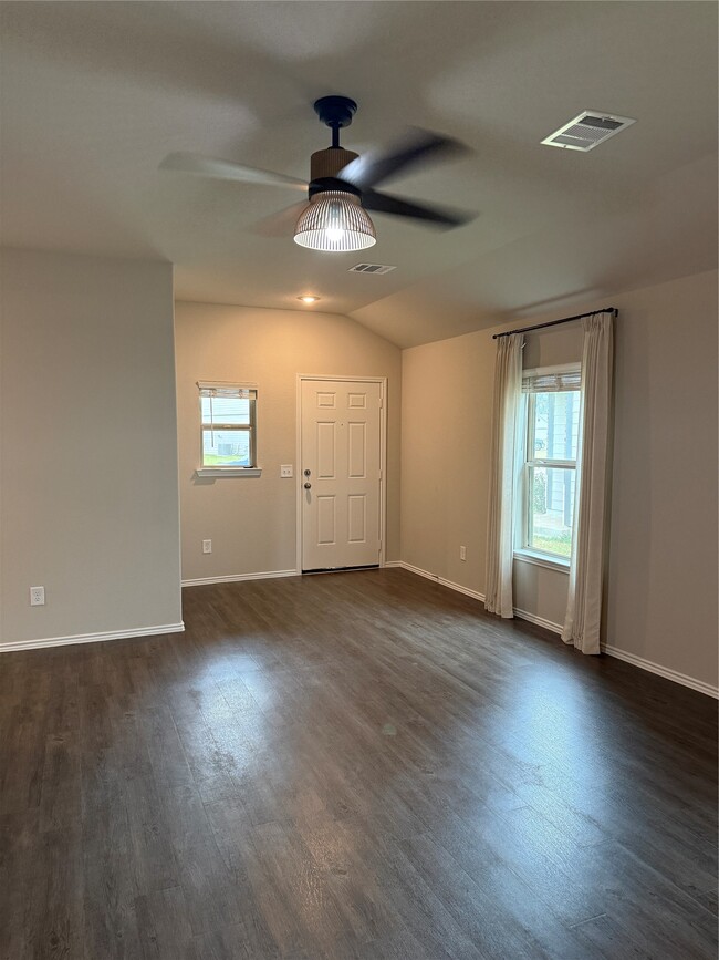 Building Photo - 26115 Lanivet Crk Ln