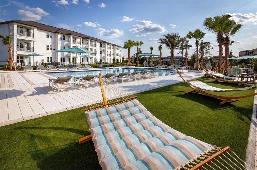 Primary Photo - 100 Windflower Ln