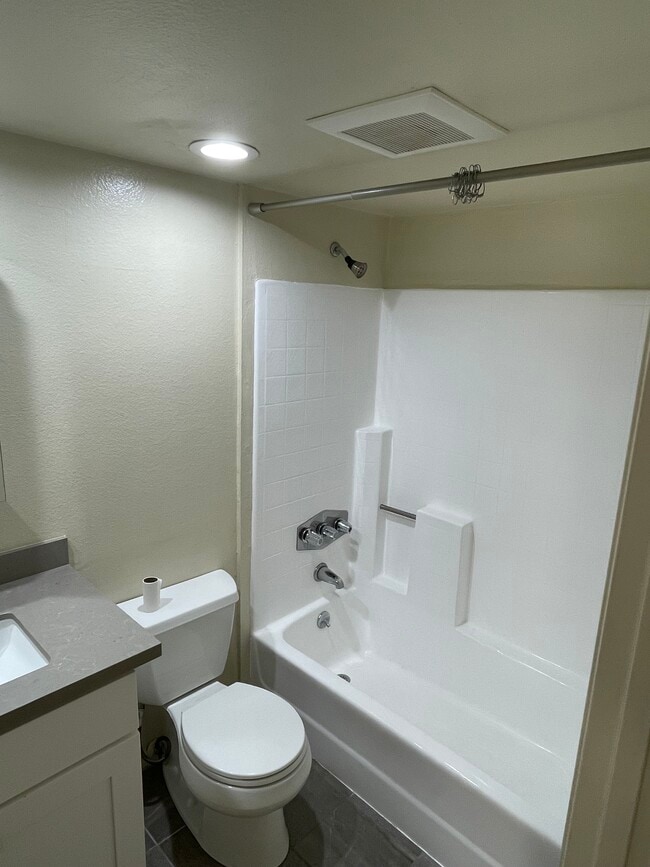 Building Photo - 1340 N Curson Ave