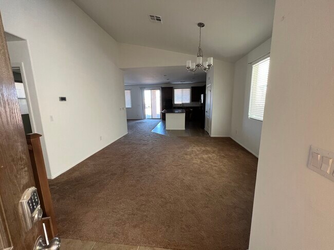 Foto del edificio - 8100 Nottingham Hill Ln