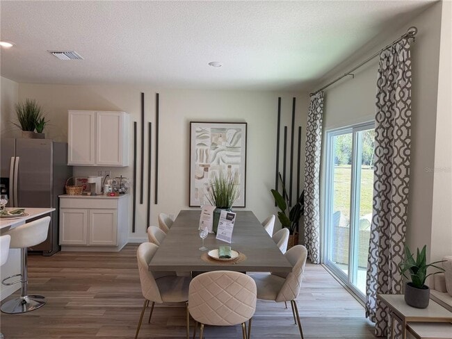 Building Photo - 5326 SW 52nd Ct