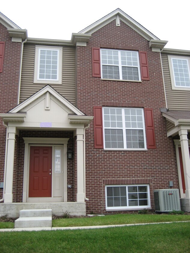 Primary Photo - 928 Charlton Ln