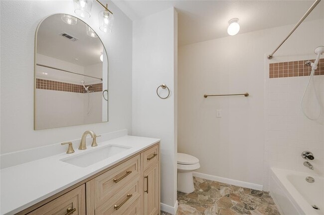 Building Photo - 6000-20 Shepherd Mountain Cove