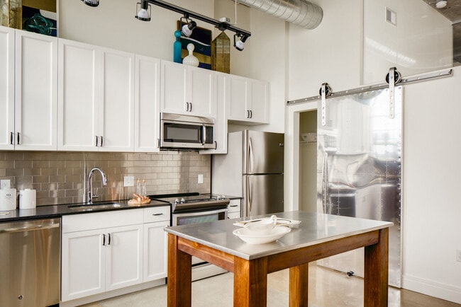 Foto del edificio - The Hecht Warehouse