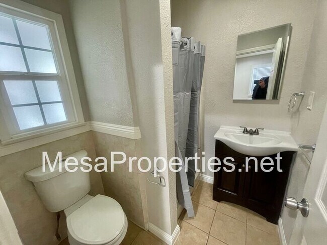 Foto del edificio - 8579 Wheeler Ave