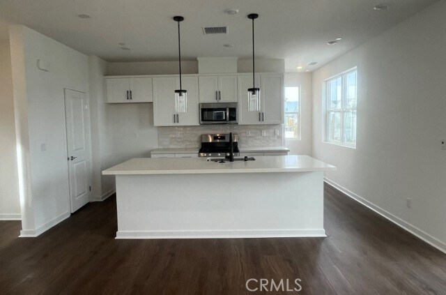Building Photo - 4462 S Bryant Paseo