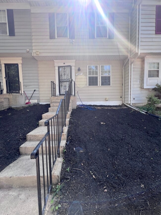 Building Photo - 5627 Onslow Way