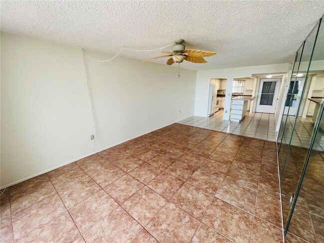 Building Photo - 9 Forbes Pl