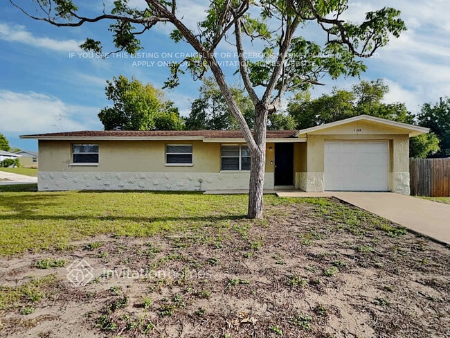 Building Photo - 1104 Idlebriar Way