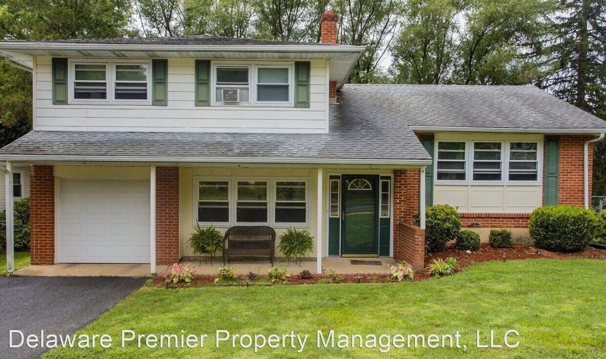 Primary Photo - 4 br, 2 bath House - 106 Worral Drive