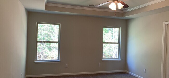 Foto del edificio - Single Family Home in Lithonia with UPGRAD...