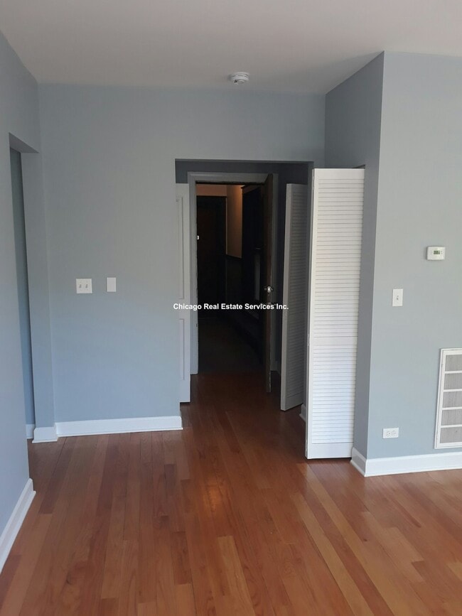 Foto del edificio - 1644 W Pratt Blvd