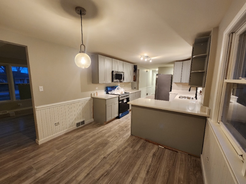 Foto principal - 1127 Hillview Dr
