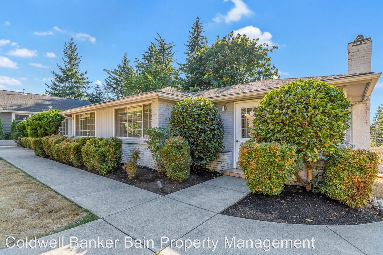 Primary Photo - 3 br, 2 bath House - 4135 85th Ave. S. E.