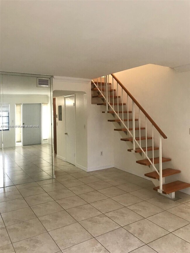 Foto del edificio - 5824 W 18th Ave