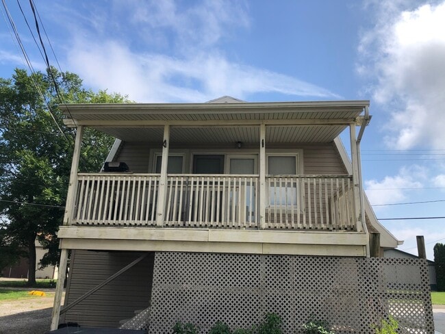 Building Photo - 6270 Brancheau Rd