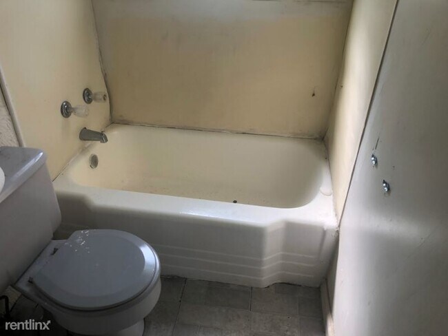 Foto del edificio - 3 br, 2 bath House - 6500 Jessie Jackson Ave