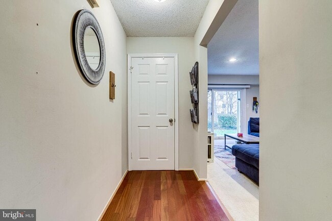 Building Photo - 7761 Inversham Dr