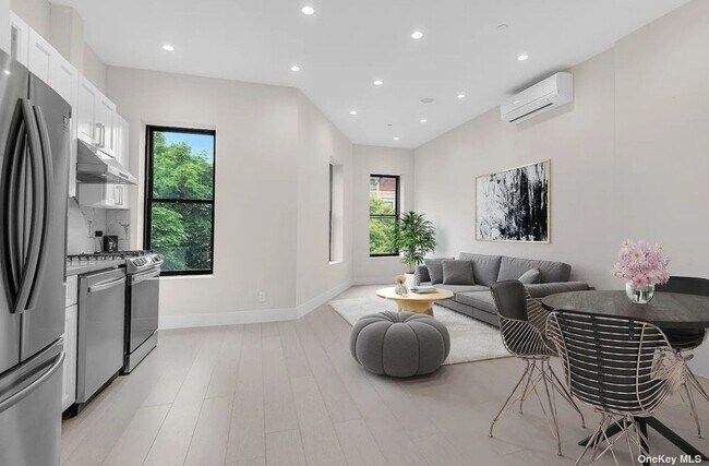 Foto del edificio - 370 Marion St