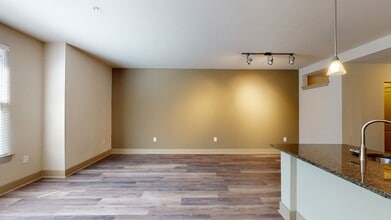 Interior Photo - Domain College Park
