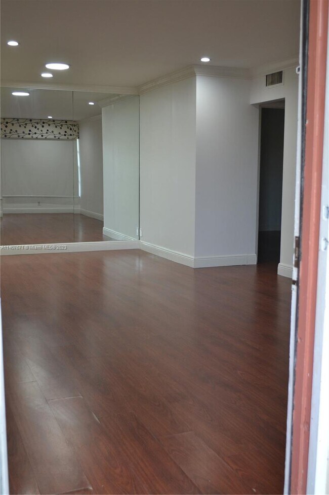 Foto del edificio - 12800 SW 43rd Dr