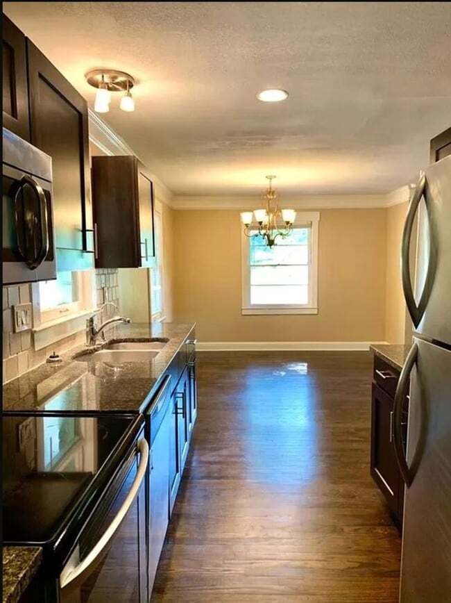 Foto del edificio - 3 Bed 2 Bath in Atlanta!