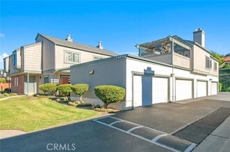 Building Photo - 23620 Monument Canyon Dr