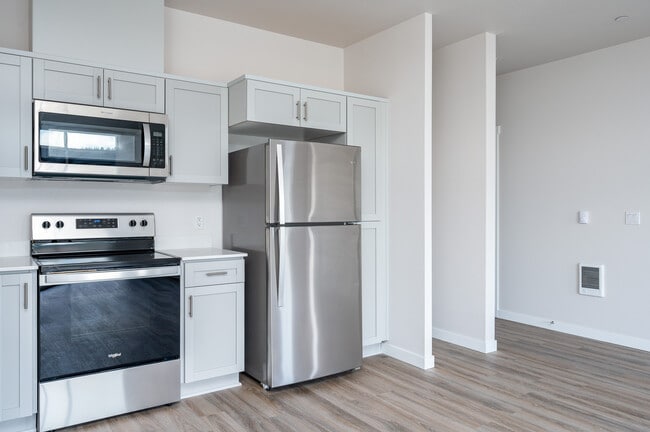 Building Photo - The Vaughn