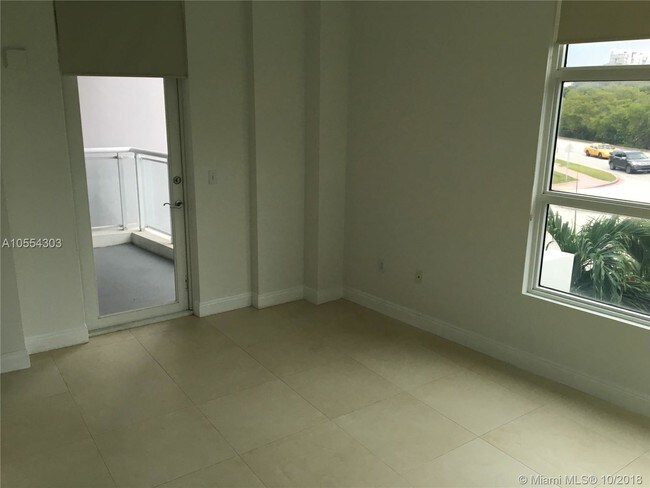 Building Photo - 2020 LOFTS CONDO UNIT
