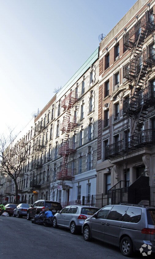 Building Photo - 516 W 134th St