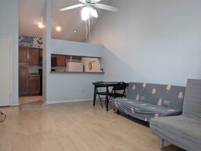 Building Photo - 8055 Cambridge St