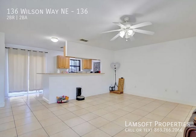 Foto del edificio - 136 Wilson Way NE