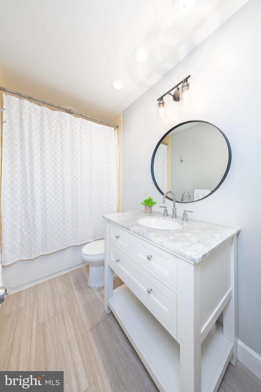 Building Photo - 1706 U St NW