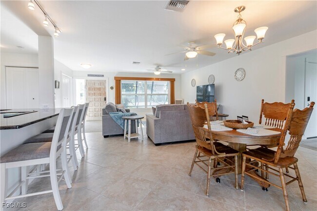 Building Photo - 2790 Teal Ct